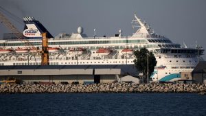 Rahasia Kapal Mewah Crown Iris!