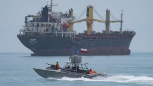 Iran Ancam Tutup Selat Hormuz: Benarkah?