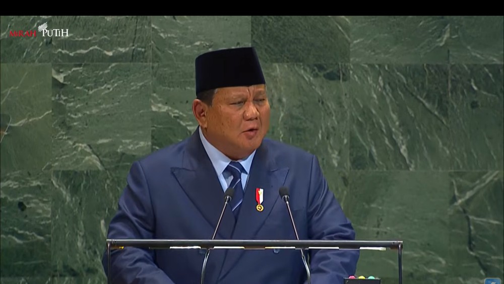 Prabowo: RI Bangun Tembok Laut Raksasa!