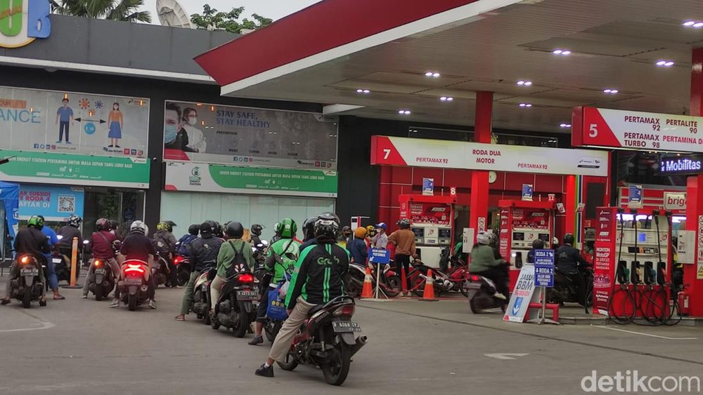 Judul Clickbait: SPBU Makin Oke! Bos Pertamina Turun Tangan