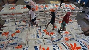 Judul Clickbait: 100 Gudang Bulog: Setahun Jadi? Ini Bocorannya!