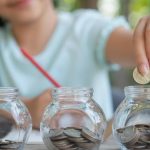 OJK Bongkar Rahasia Gaji Anti-Habis di Ekonomi Sulit!