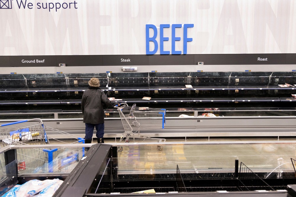 AS Geger! Badai Salju Picu Panic Buying Massal!