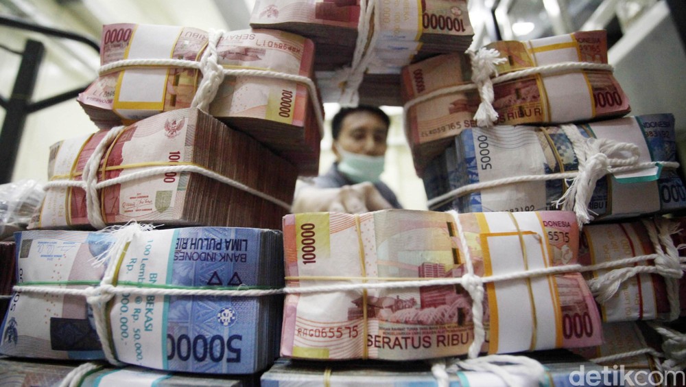 Gawat! Peringkat Utang RI Terancam Anjlok, S&P Beri Sinyal Bahaya!