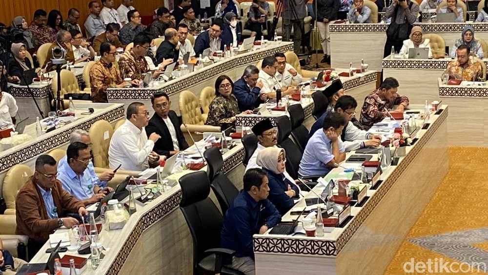 Heboh! Menkeu Tegas: Dana BPJS PBI Aman, Uang Banyak!