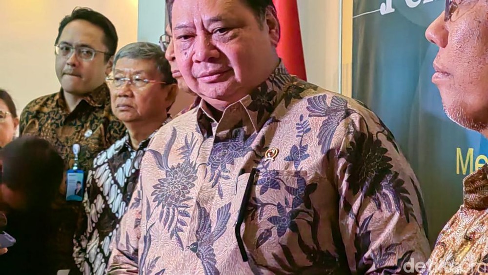 Harga BBM Subsidi Aman? Pemerintah Ungkap Strategi Jitu!
