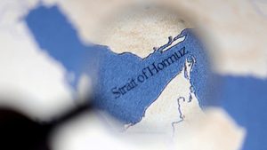 India Terjepit! AS Blokade Hormuz, Stok Minyak Kritis!