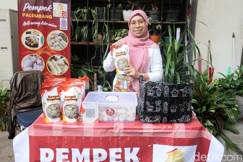 Modal Nekat Rp 2 Juta, Pempek Rafi 81 Taklukkan Jakarta!