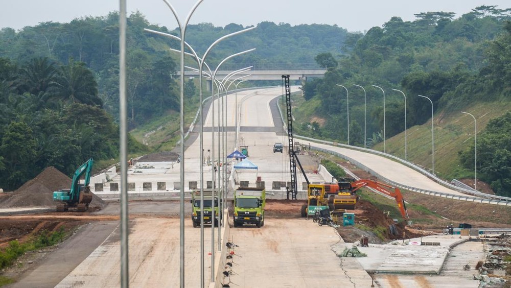 Dolar AS Menggila, Kontraktor Menjerit: Proyek Terancam?