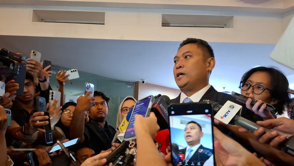 Prabowo Gebrak Meja! Bos BGN Baru Wajib Berantas!