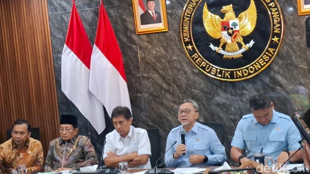 Rp 1 Triliun Melayang? Zulhas Ungkap Nasib Dapur MBG!