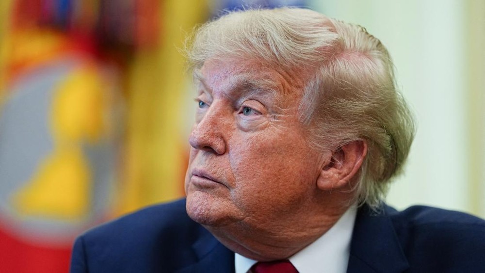 GILA! Trump Raup Triliunan dari Kripto & Saham!