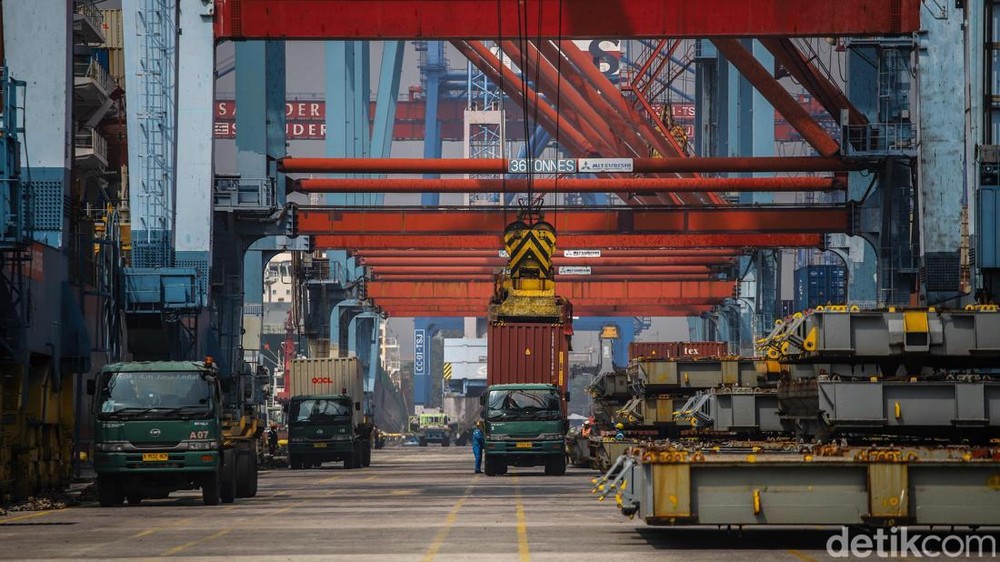 ERA SURPLUS RI BERAKHIR! Neraca Dagang Defisit!