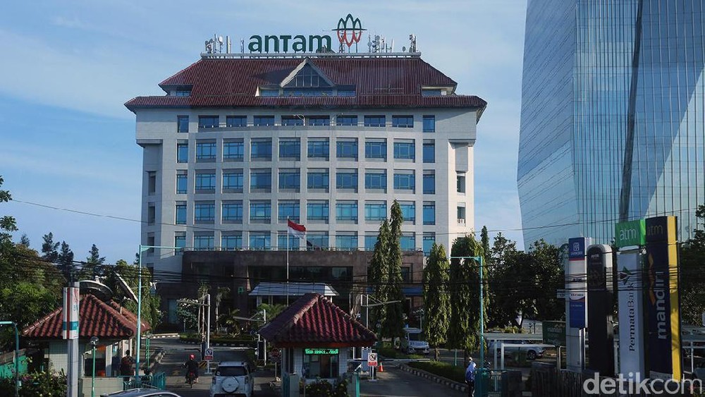 Karir Gemilang di ANTAM: 14 Posisi, Deadline Mepet!