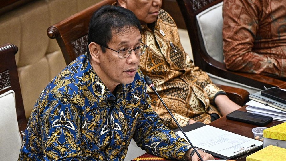 MK Putuskan! Anggaran Makan Gratis Tak Lagi di Pendidikan