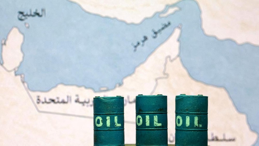 Geger! Saudi Tutup Jalur Minyak Krusial, Harga Langsung Meledak!
