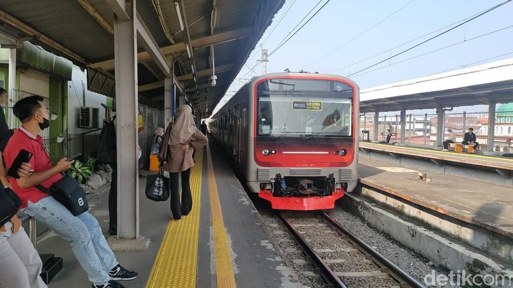 KRL Bogor Normal Lagi! Jadwal Bertambah, Cek Disini!