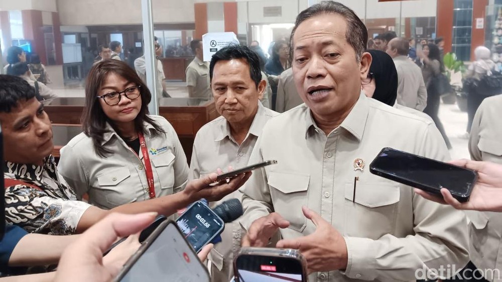 GEGER! Menkop Targetkan Penempatan Manajer Kopdes September Ini!