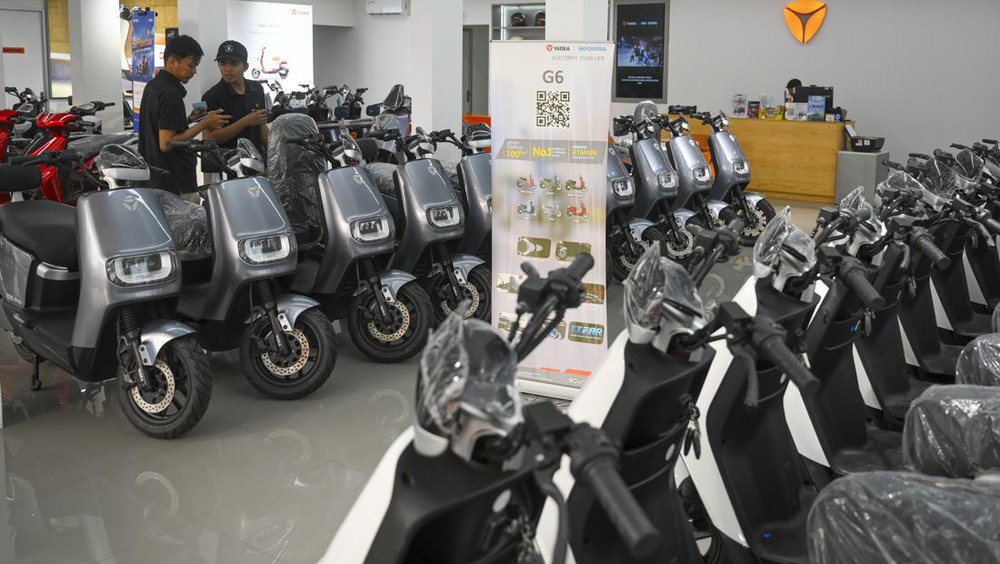 Motor Listrik Anjlok! Subsidi "Gaib" Bikin Konsumen Mundur?