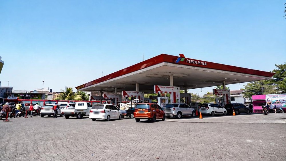 Antrean SPBU Makassar Berakhir? Jurus Jitu Pertamina Ini!