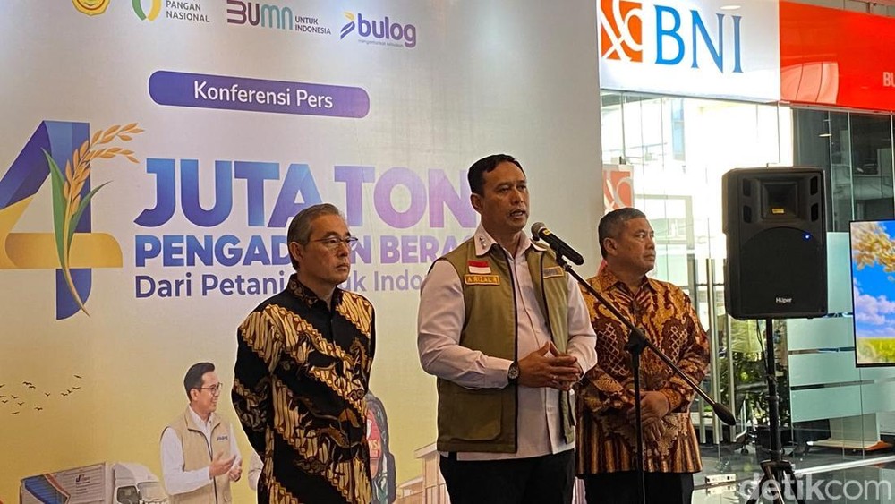 Rekor Baru! Stok Beras Bulog Melimpah
